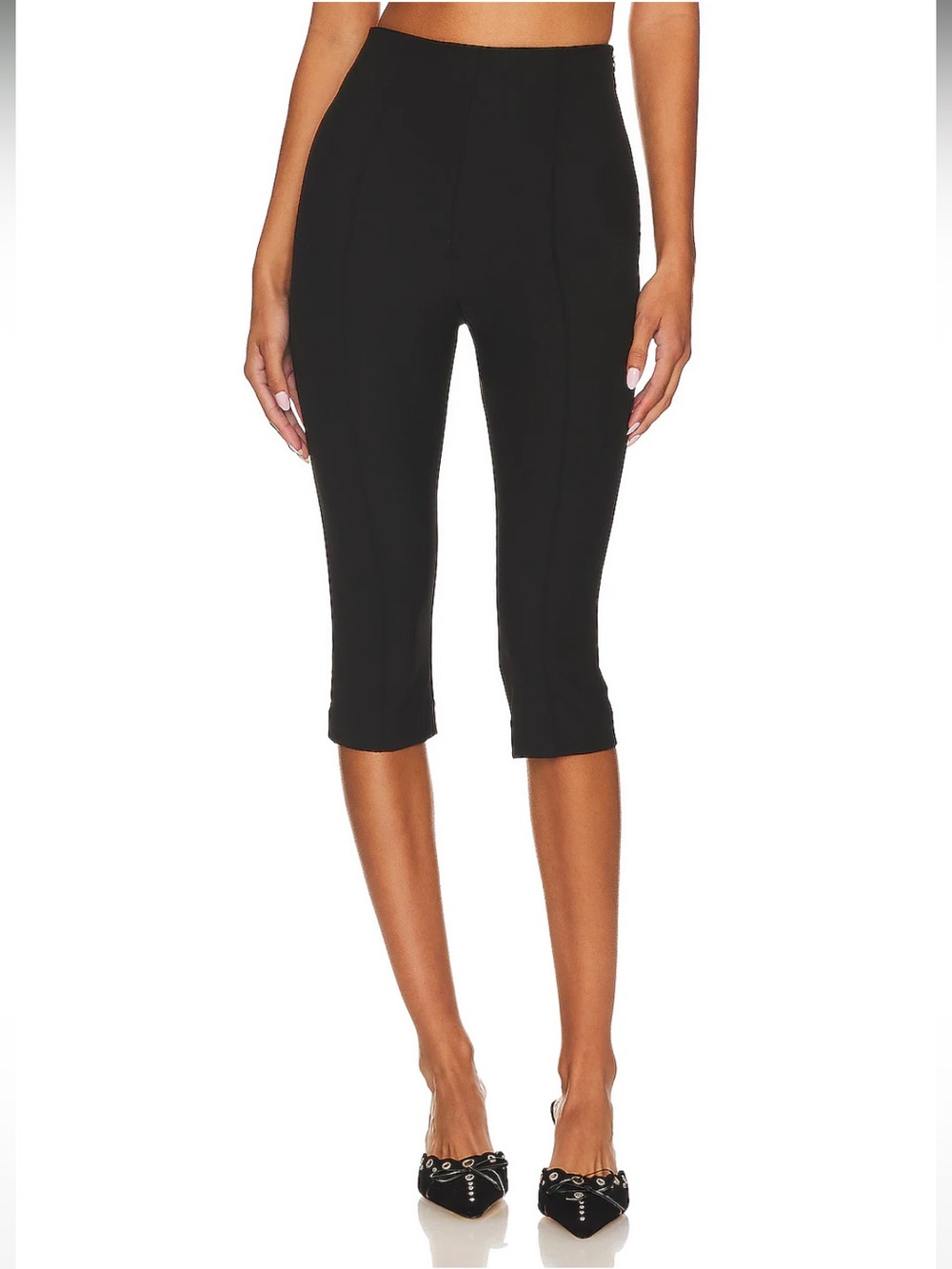 NWT! Lovers and Friends Cindy Cropped Capri Pant in Black
